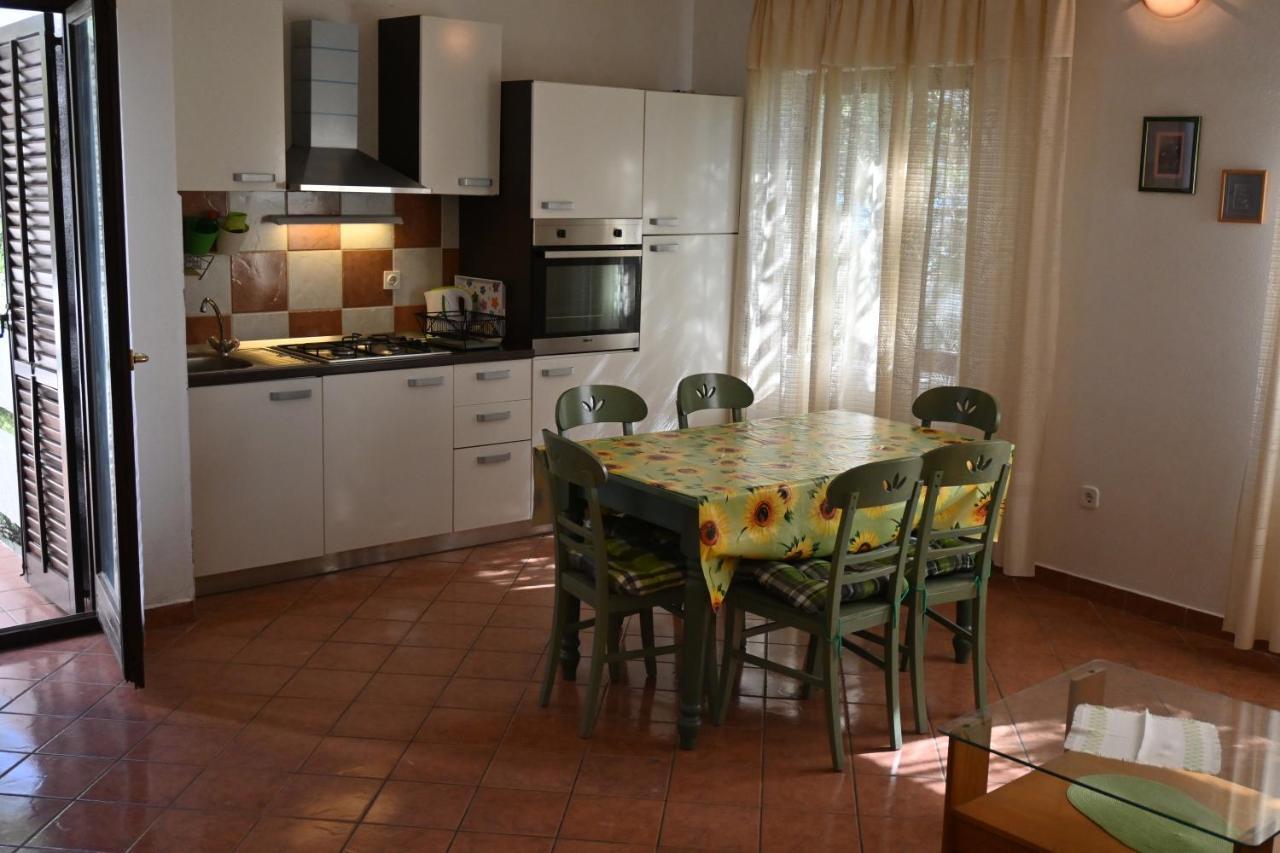 Apartments Tea Pag Pag Town Εξωτερικό φωτογραφία