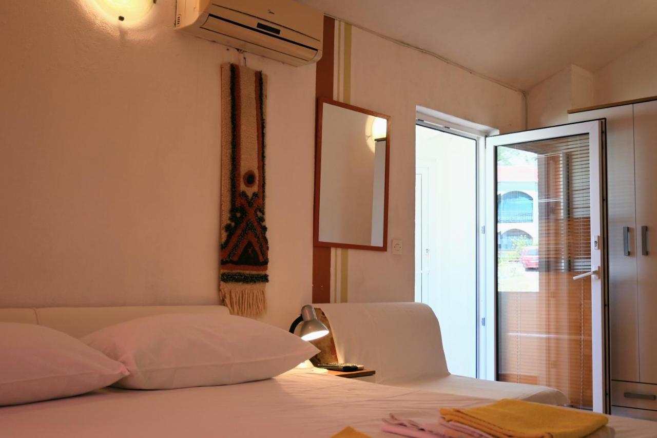 Apartments Tea Pag Pag Town Εξωτερικό φωτογραφία