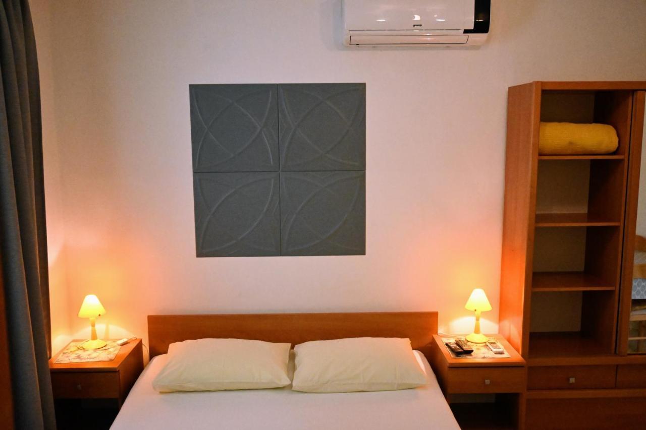 Apartments Tea Pag Pag Town Εξωτερικό φωτογραφία