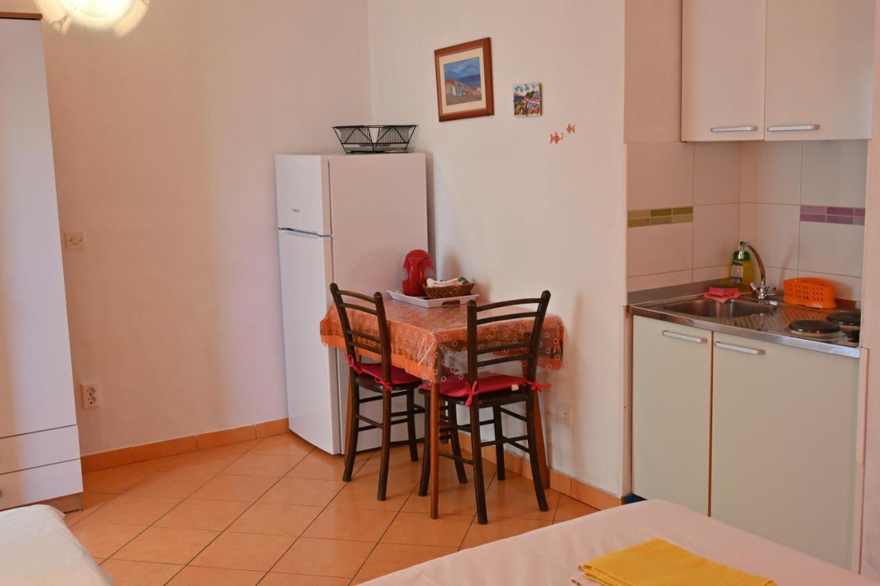 Apartments Tea Pag Pag Town Εξωτερικό φωτογραφία