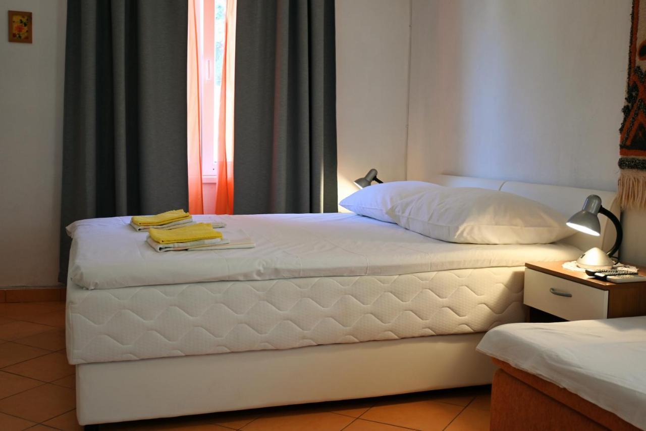 Apartments Tea Pag Pag Town Εξωτερικό φωτογραφία